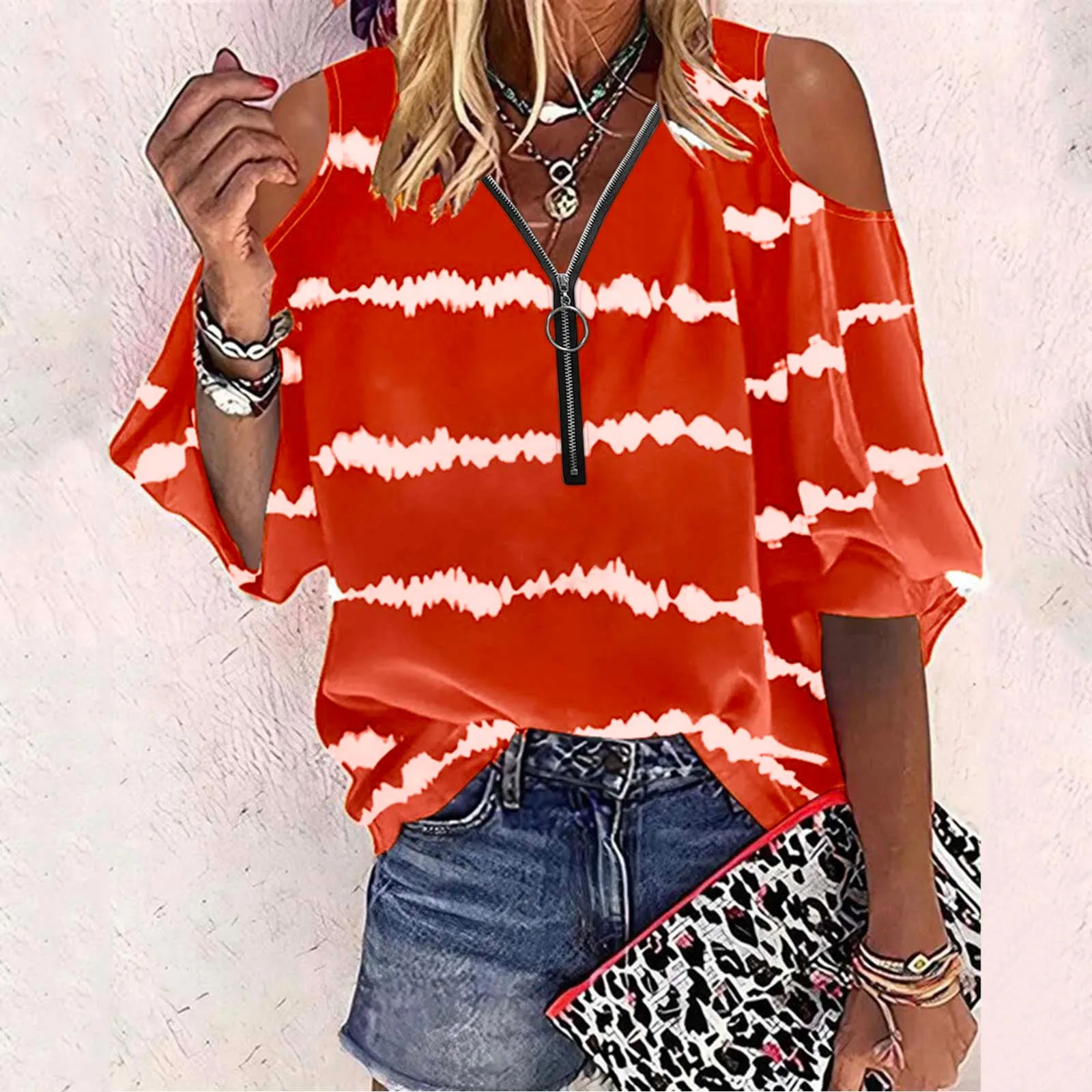 

Женская летняя повседневная модная футболка на молнии с принтом, открытыми плечами и рукавом средней длины, женские топы