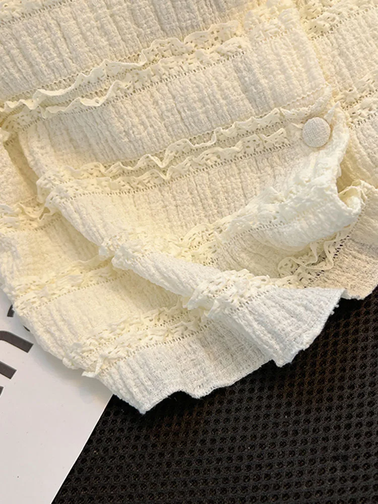 y w stylu francuskim Słodkie szyfonowe koszule z kołnierzykiem Piotruś Pan Kobiety Nowy szyk Krótki rękaw Plisowany top Jesień 2024 Eleganckie