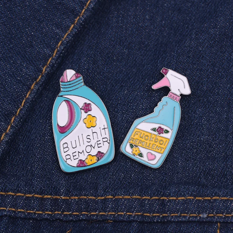 

Fashion Woman Accesories Laundry Liquid Bottle Detergent Christmas Luxury Brooch Enamel Pin New Year Gift Jewelry 2022 Jewelry