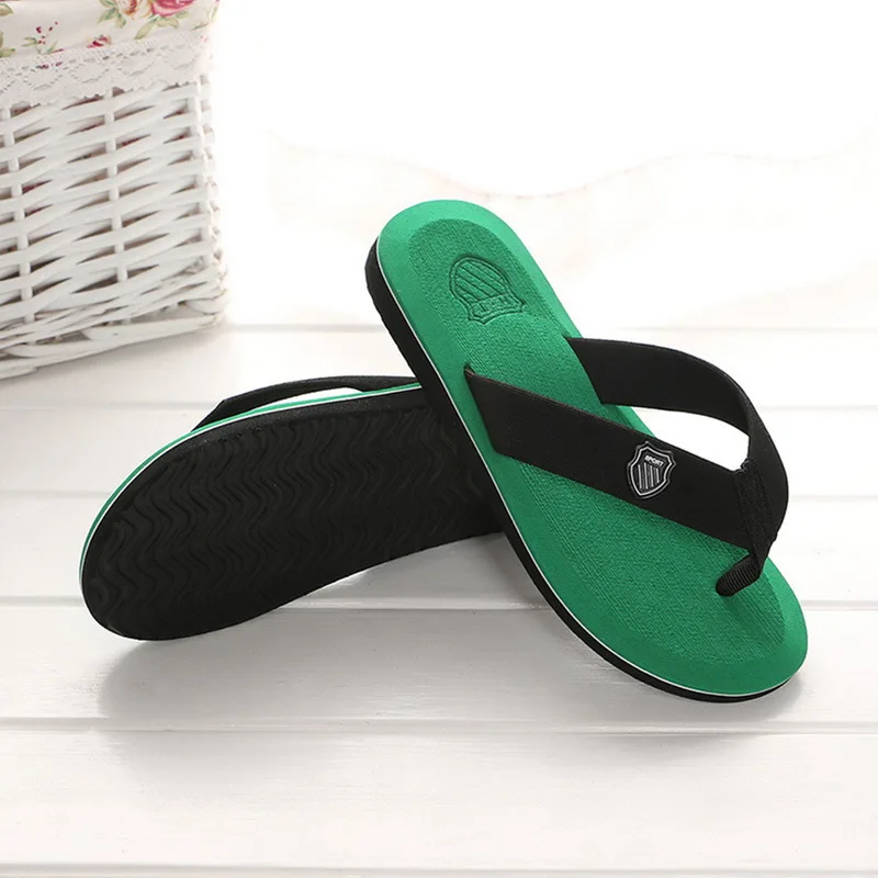 

2022 Slippers Men Summer Flip Flops Beach Sandals Non-Slip Casual Flat Shoes Slippers Indoor House Shoes for Men Outdoor Slides