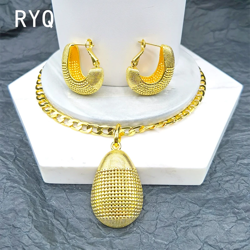 Комплект из колье и серёг для вечерние 2022 |