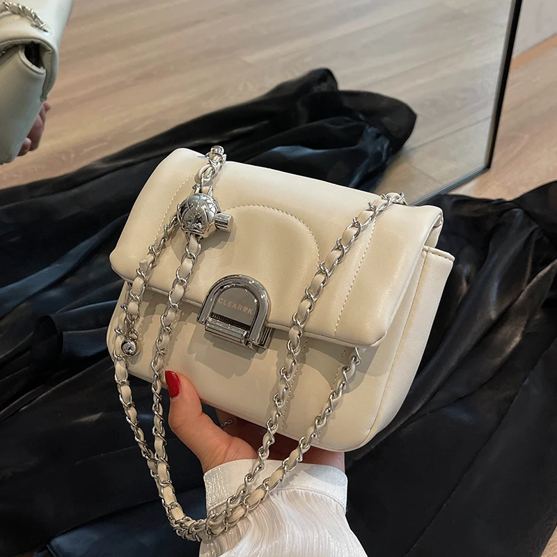 

Роскошные дизайнерские модные маленькие сумки через плечо с цепочкой 2023 универсальные повседневные и простые Стильные сумки через плечо д...