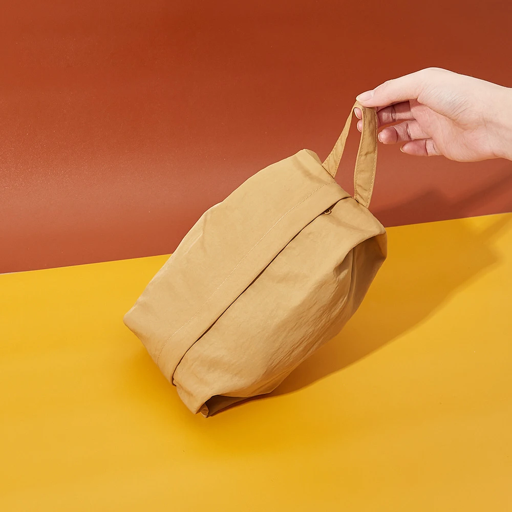 

Thick Storage Pouch Simplicity Large Capacity Travel Finishing Bags Portable Modern Washcloth Pouch Durable Cosmetic Bag