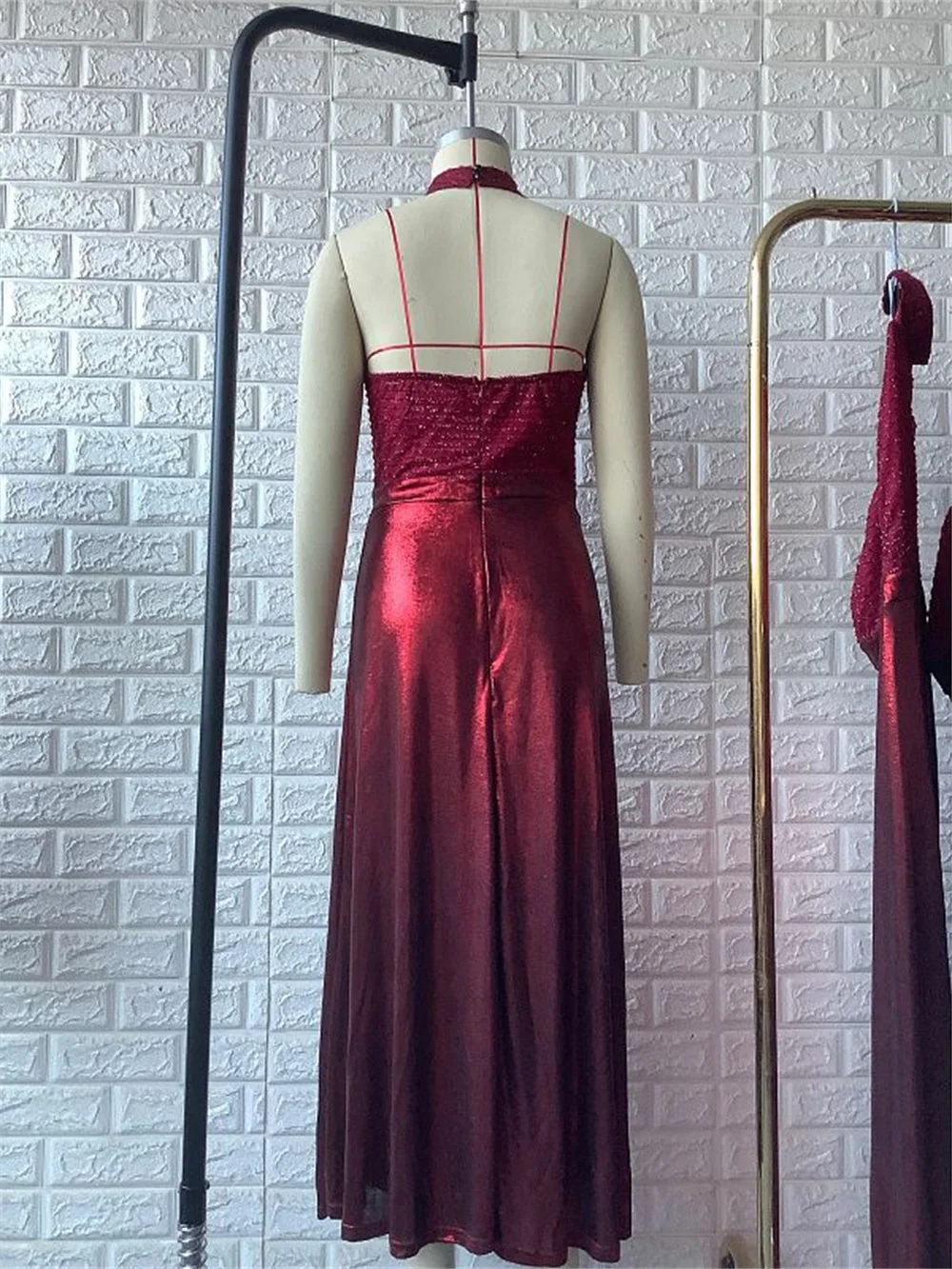 Women Sexy Prom Evening Dress Hollow Out Halter Backless Long Party Dress Fashion Sequined High Split Formal Dress