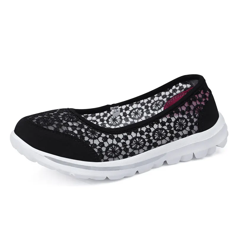 

2022 high-end women's shoes summer red breathable sports shoes flying mesh casual shoes silk soft sole ultralight women's shoes