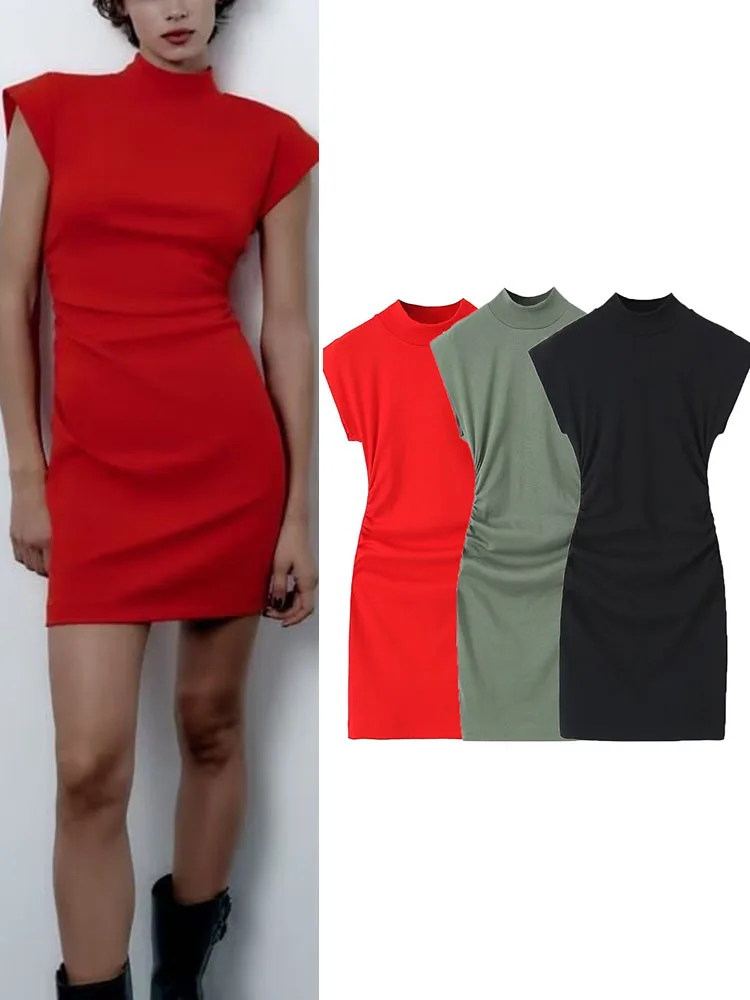 

Платье-мини с высоким воротником, без рукавов, в складку