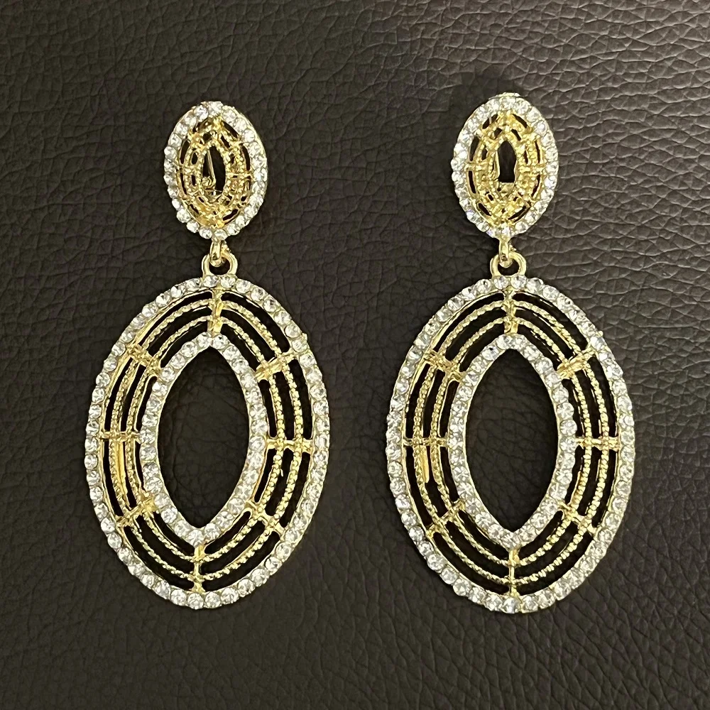 

Women's Trendy Vintage Classic Party Style Earrings