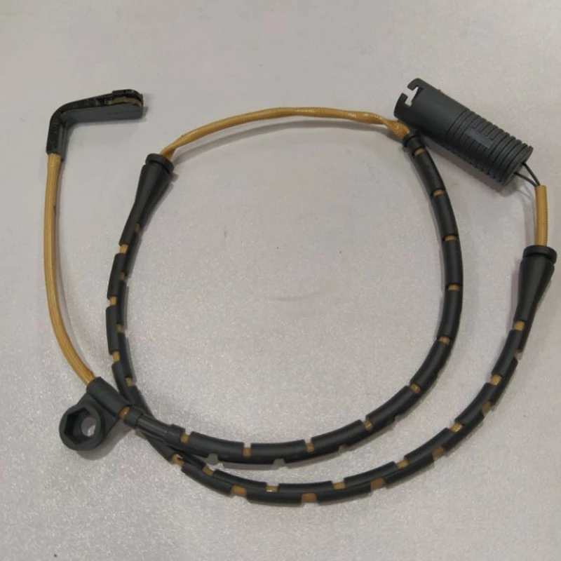 Комплект датчиков износа передней и задней тормозной колодки для BMW 5 серии E39 528I