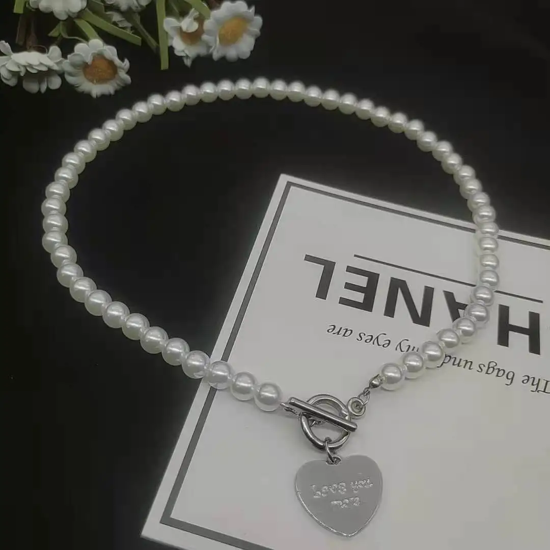 

New Pearl Butterfly Necklace Clavicle Chain Simple Ornaments Stainless Steel Gold Necklace Pearl Necklace Jewlery