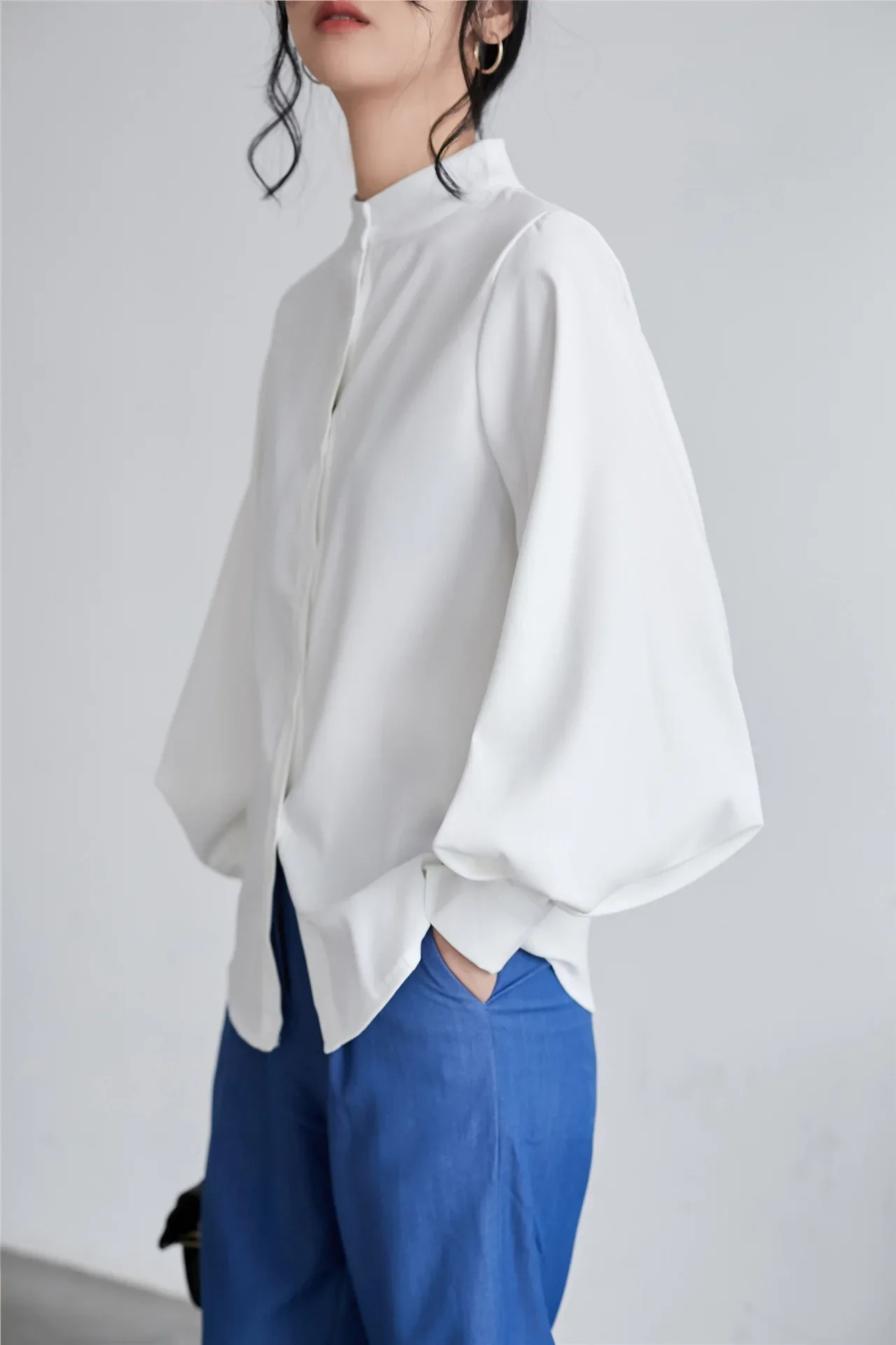 2022 Spring And Autumn Lantern Sleeve Stand Collar White Shirt Women's Korean Style Loose Fit Puff Casual Top |