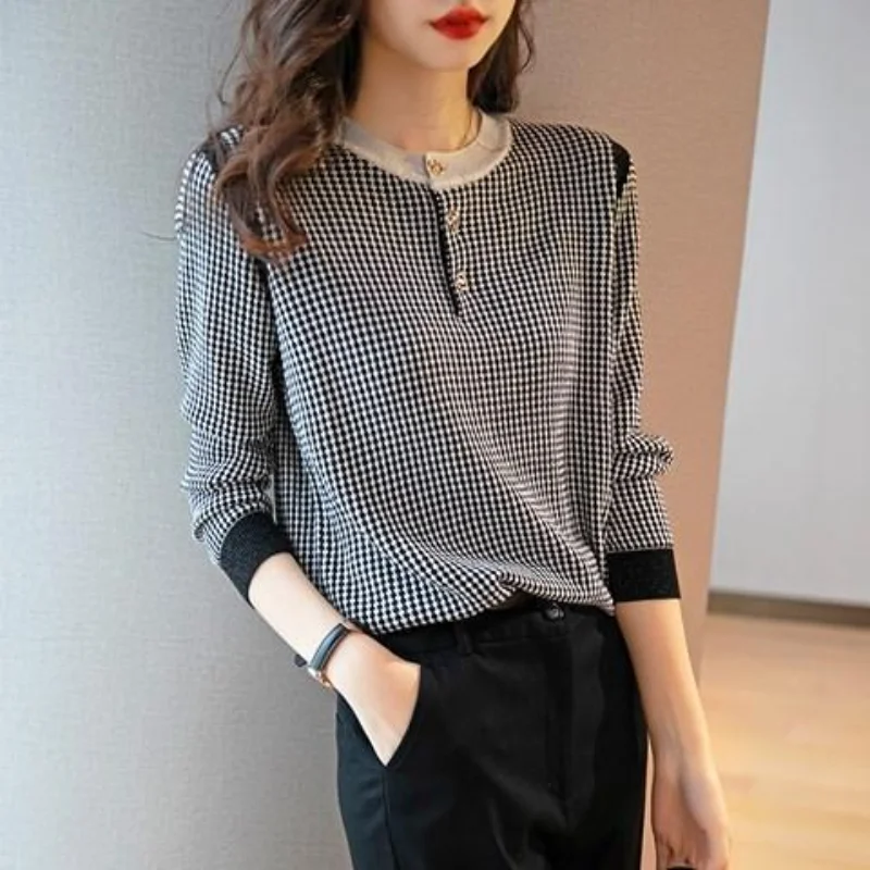 

Женский осенне-зимний вязаный пуловер с круглым вырезом