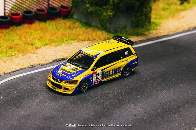 Модель автомобиля Tarmac Works 1:64 Lancer Evolution Wagon Super Taikyu Series 2006 литая под давлением