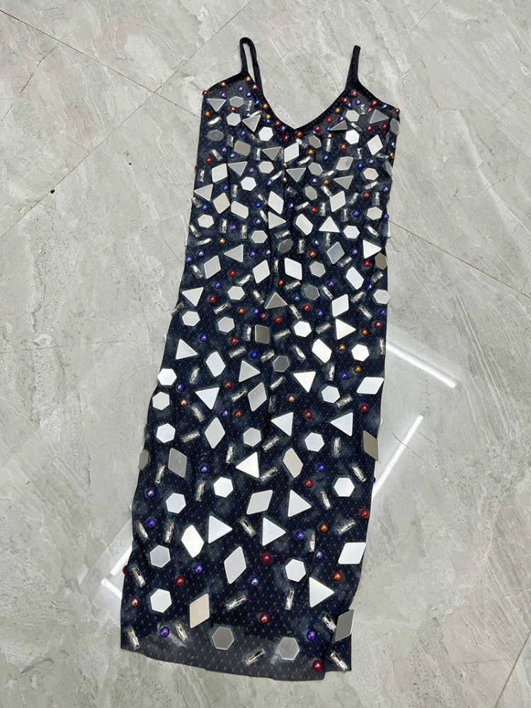 Гламурный костюм певицы с блестками на подтяжках дышащее вечернее платье