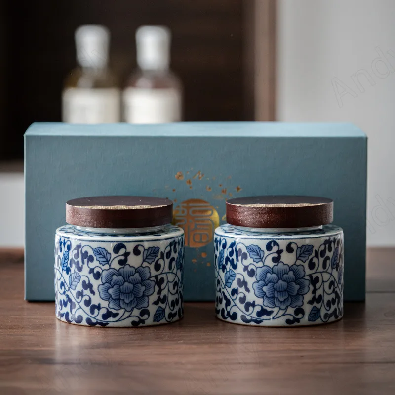 

Painted Ceramic Tea Pot Blue and White Porcelain Storage Jar with Lid Coffee Table Desktop Seal Tea Canister Home Decoration