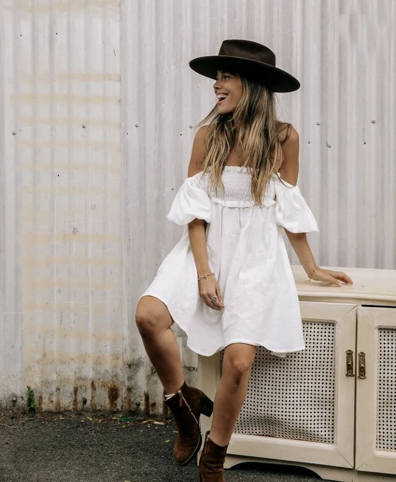 

2022 New Bubble Sleeve White Dress Square Collar Elegant Boho Dress Empire Cotton Straight Mini Dress Boho Folds Ruffled Robes
