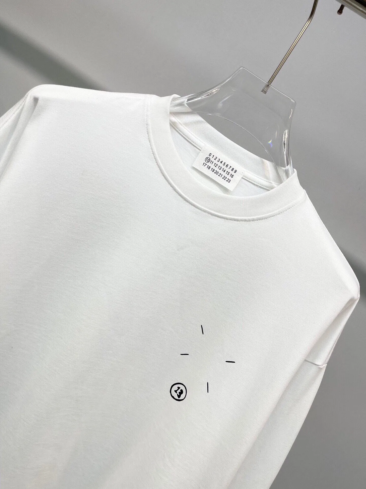 Рисунок 3 - Мужская однотонная хлопковая Футболка