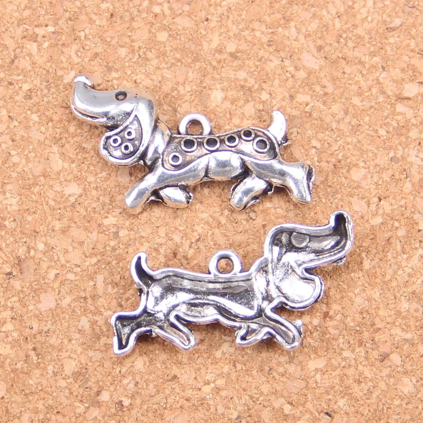 

54 шт. подвески в виде собаки 32x1, 6 мм, искусственная, винтажная, DIY для браслета, ожерелья