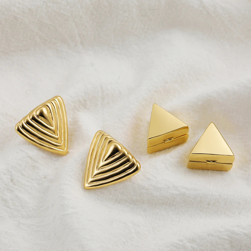 

Geometric Triangle Small Ear Studs Women's Punk Simple Gold Color Stud Earrings Brincos Statement Jewelry Gifts