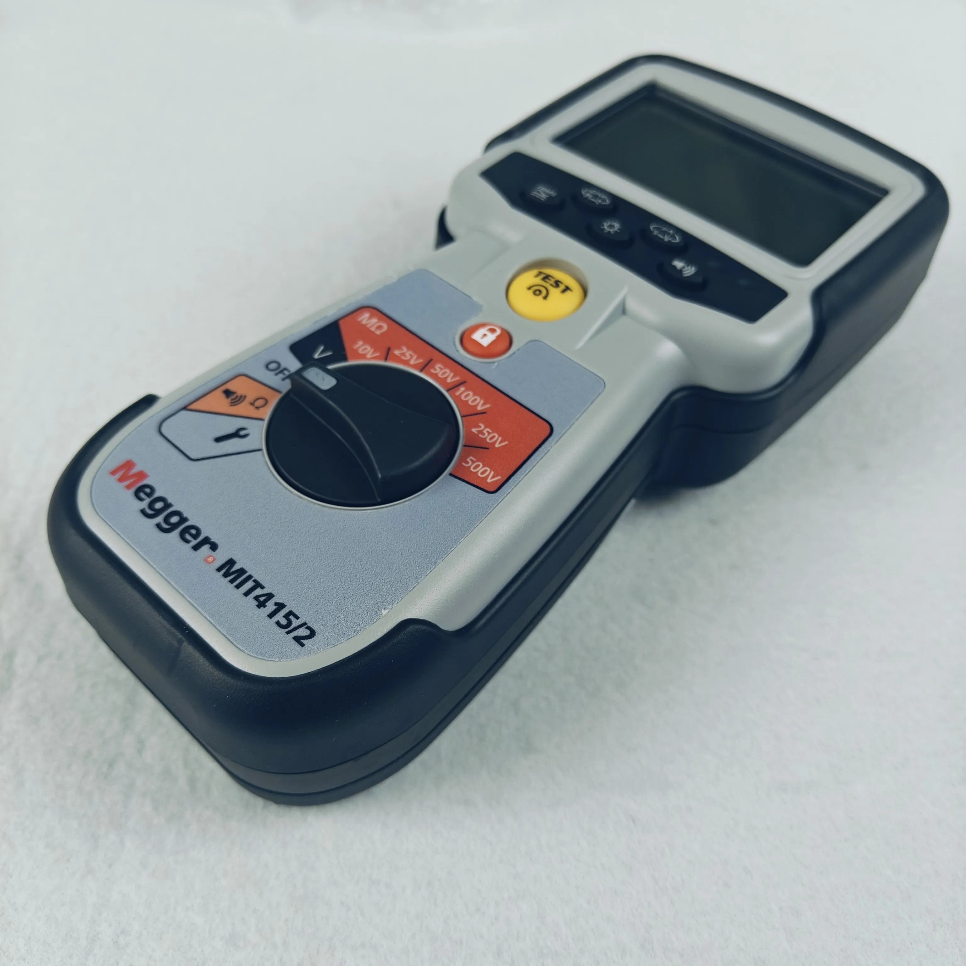 Тестеры изоляции и непрерывности MIT415/2 10/25/50/100/250/500 в 600 CAT IV PI DAR с языковой группой