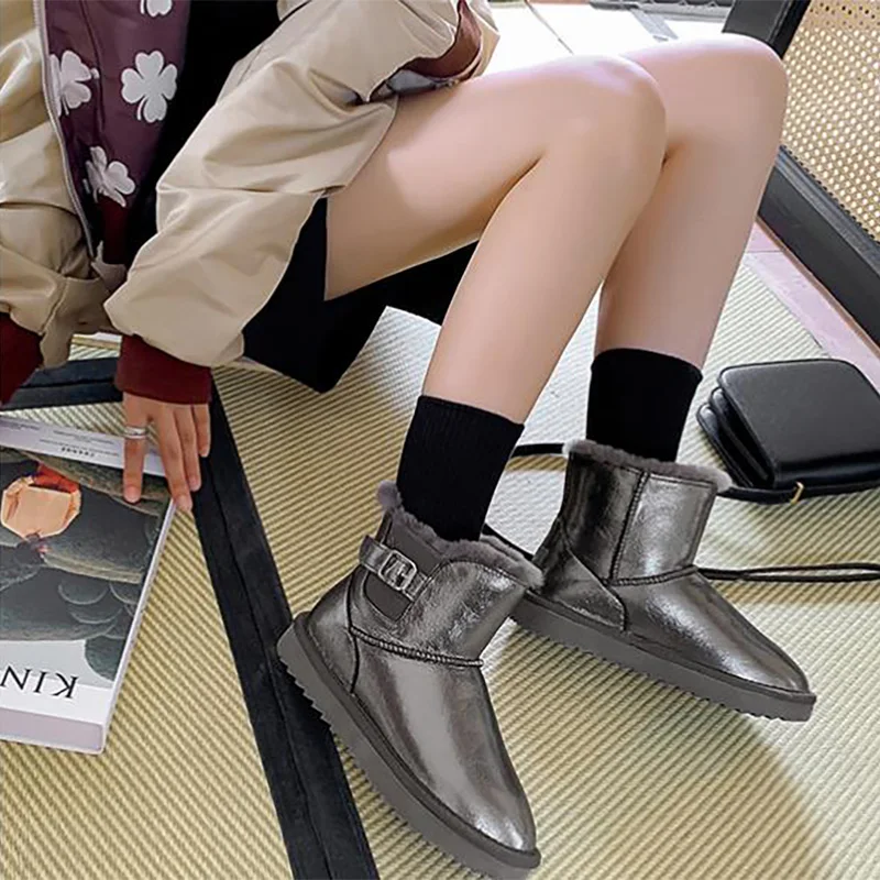 

Женские зимние ботинки из натуральной кожи, с подкладкой из натуральной шерсти