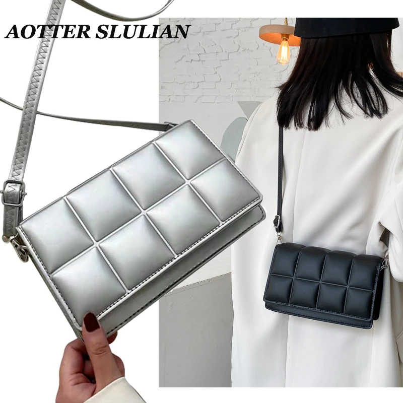 

Women Brand Small Lingge Solid Color Shoulder Handbags Female Travel Leather Crossbody Bag For Party Travel Daily Shopping Pouch