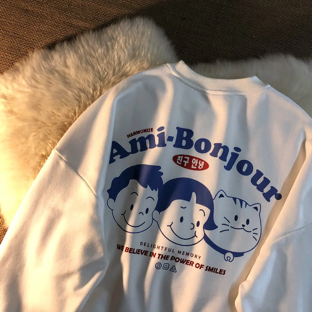 Рисунок 2 - Свитшот с круглым вырезом для мужчин и женщин