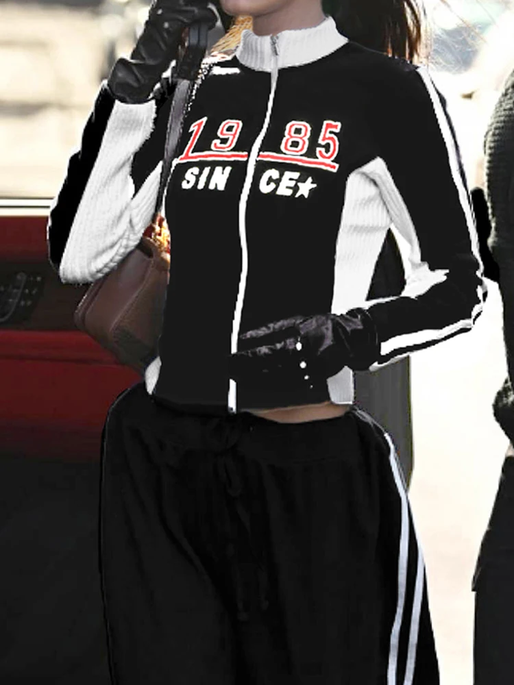 Женская мотоциклетная куртка с буквенным принтом