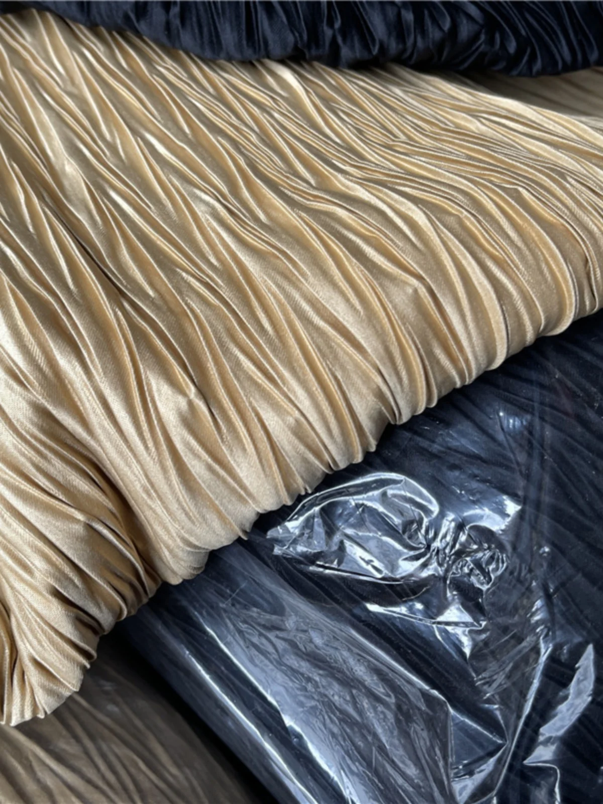 Чистый черный узор из рыбьей кости мятый морщинистый орган модная