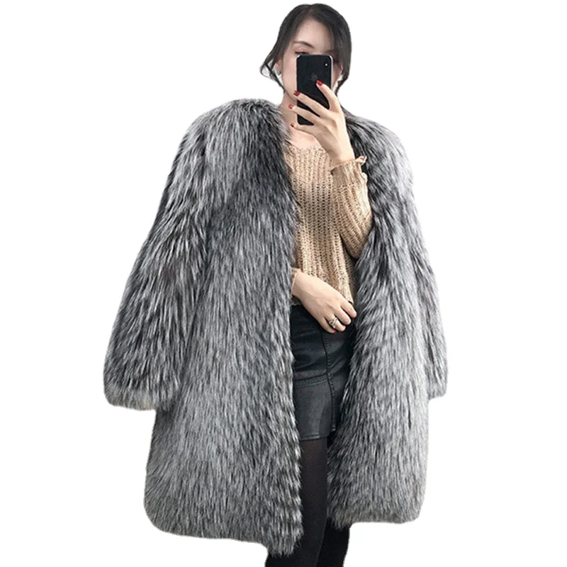 Женское пальто из искусственного меха норки зимнее средней длины лисы выше