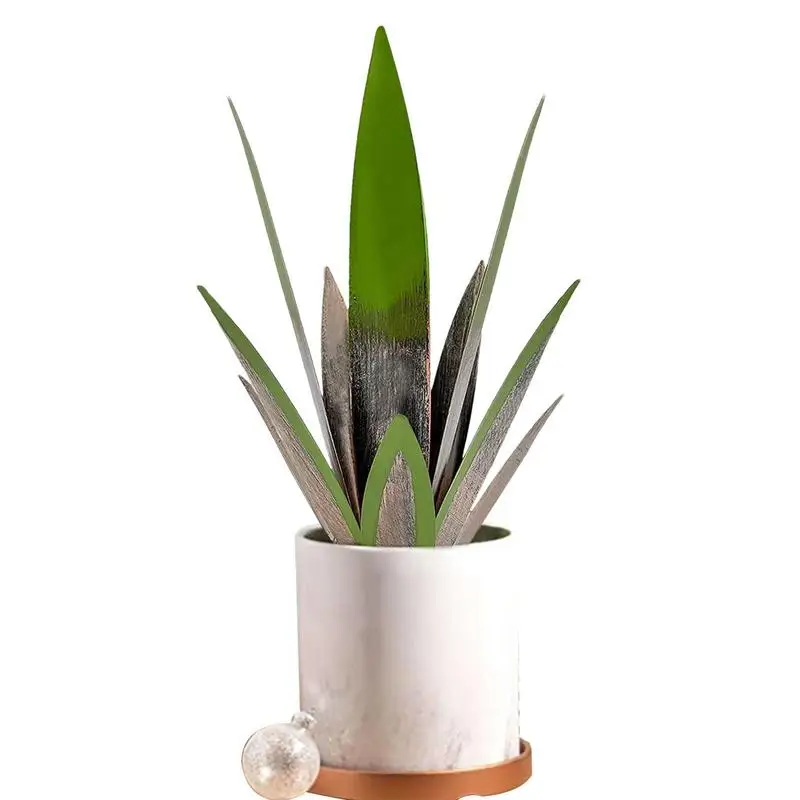 

Metal Agave Plant Sculpture Tequila Yard Decor Overall Design Tequila Garden Ornament For Statue Patio Lawn Patio Stake Decor