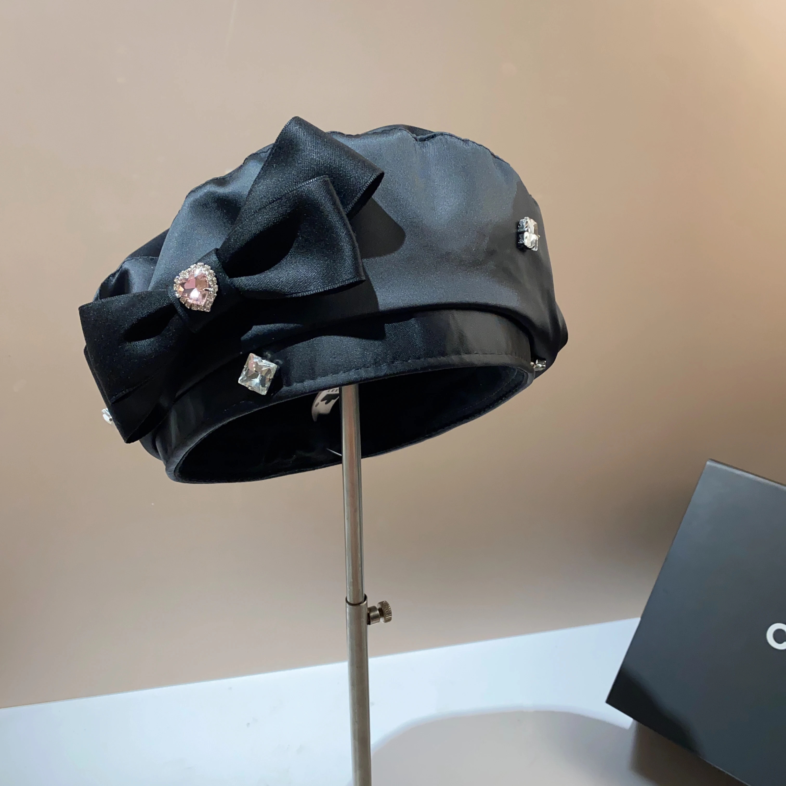 Французский симпатичный берет с бантом имитация уксусной кислоты черный