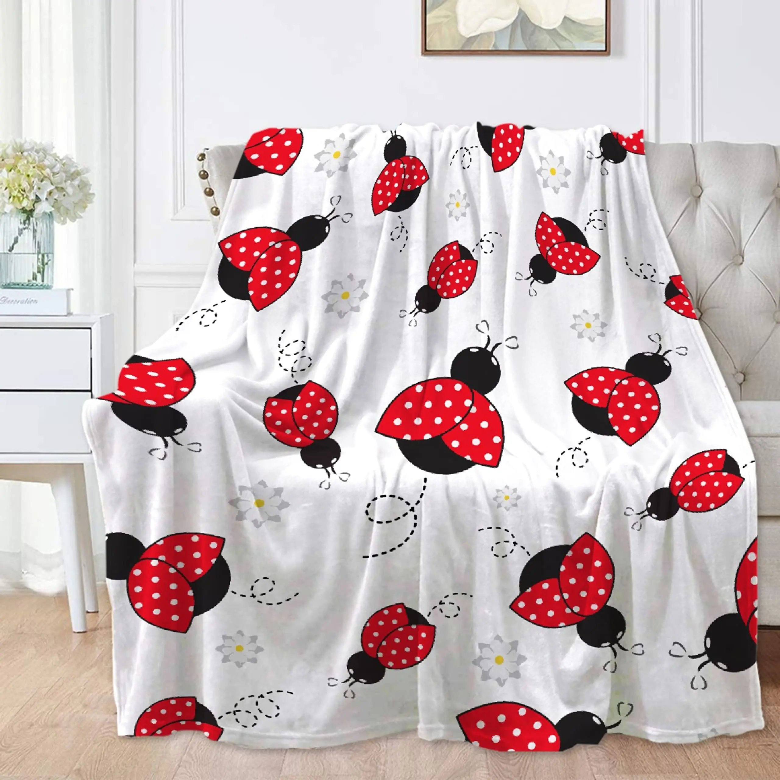 

Flannel Throw Blanket Christmas Red Super Lightweight Soft Warm Cozy Bed Couch Car for Children Adult Travel All Seasons Ladybug