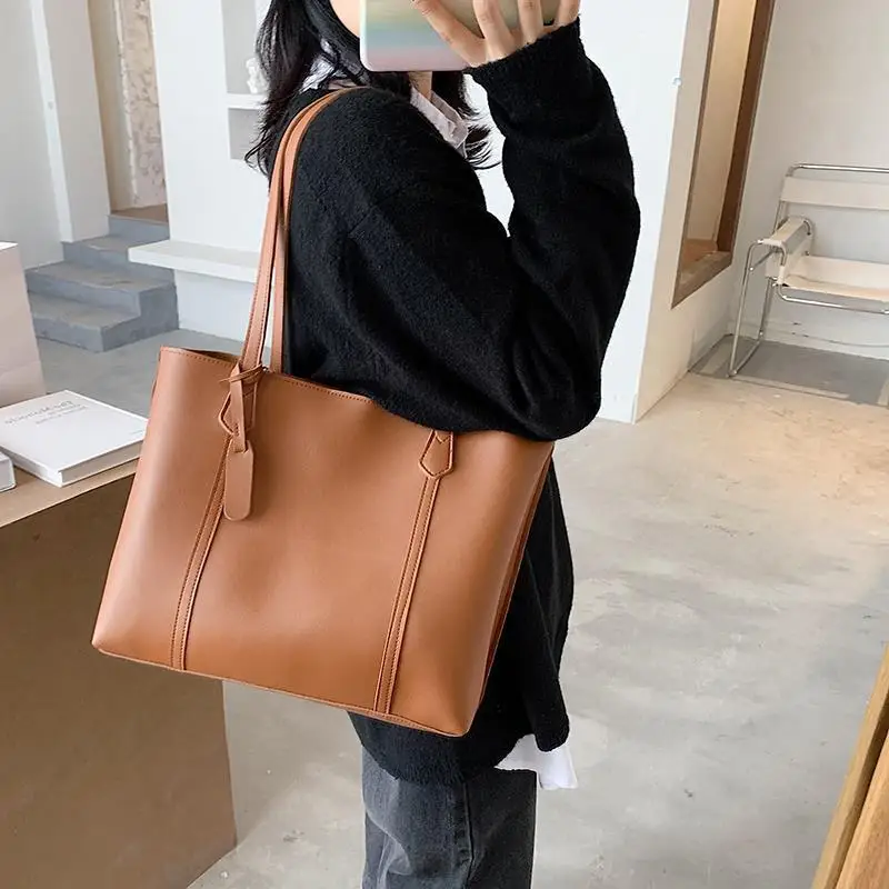 

Large Capacity Bag Women's Bag 2022 New Fashion Leisure Tote Bag Simple Ins One Shoulder Portable Class Bag