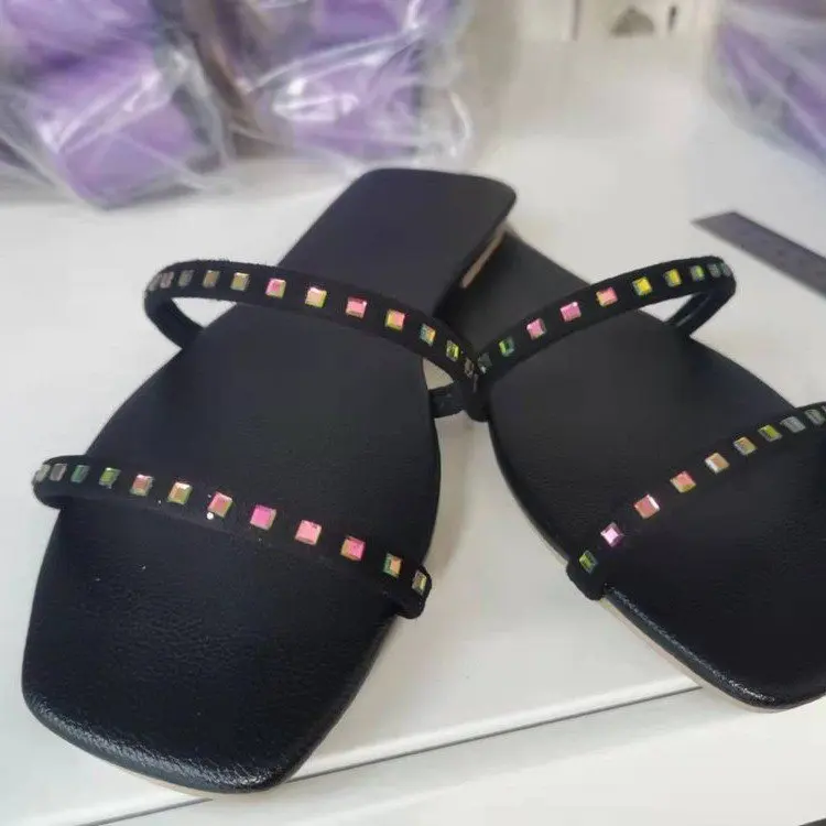 

Fashion Brand Women Flats Summer Slippers Open Toe Shiny Crystal Rhinestones Sandals Mules Casual Shoes Flat Outdoor Slides