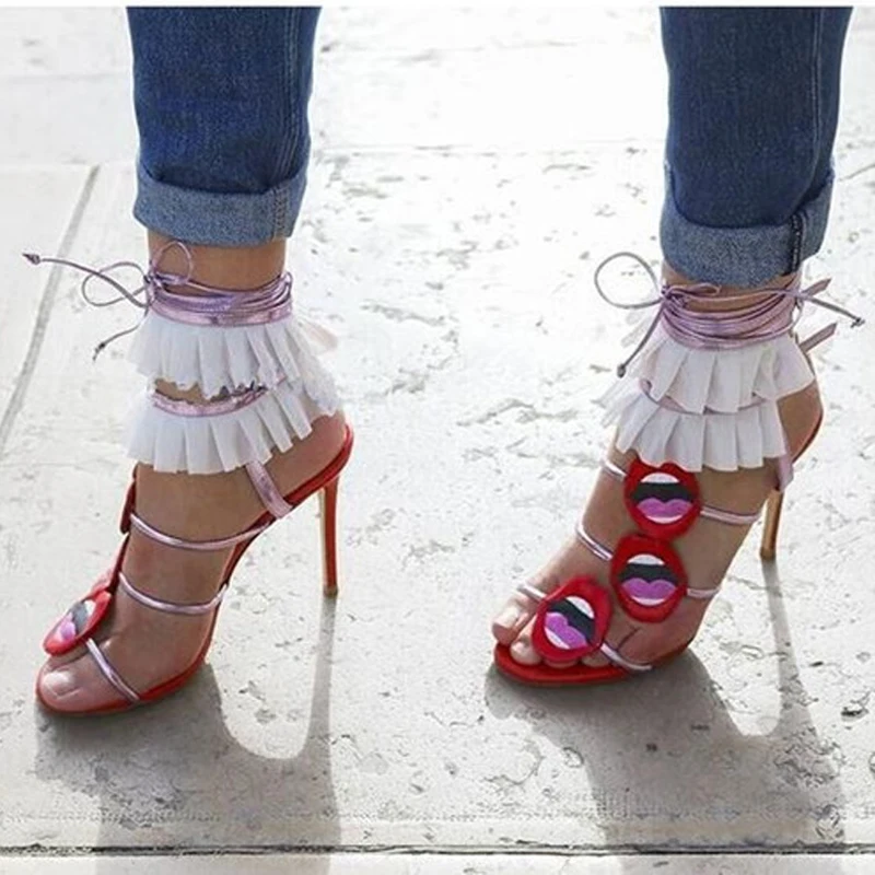 

Босоножки женские кружевные с вышивкой, пикантные сандалии-гладиаторы на высоком каблуке, с оборками на щиколотке, на шнуровке, красивые гу...