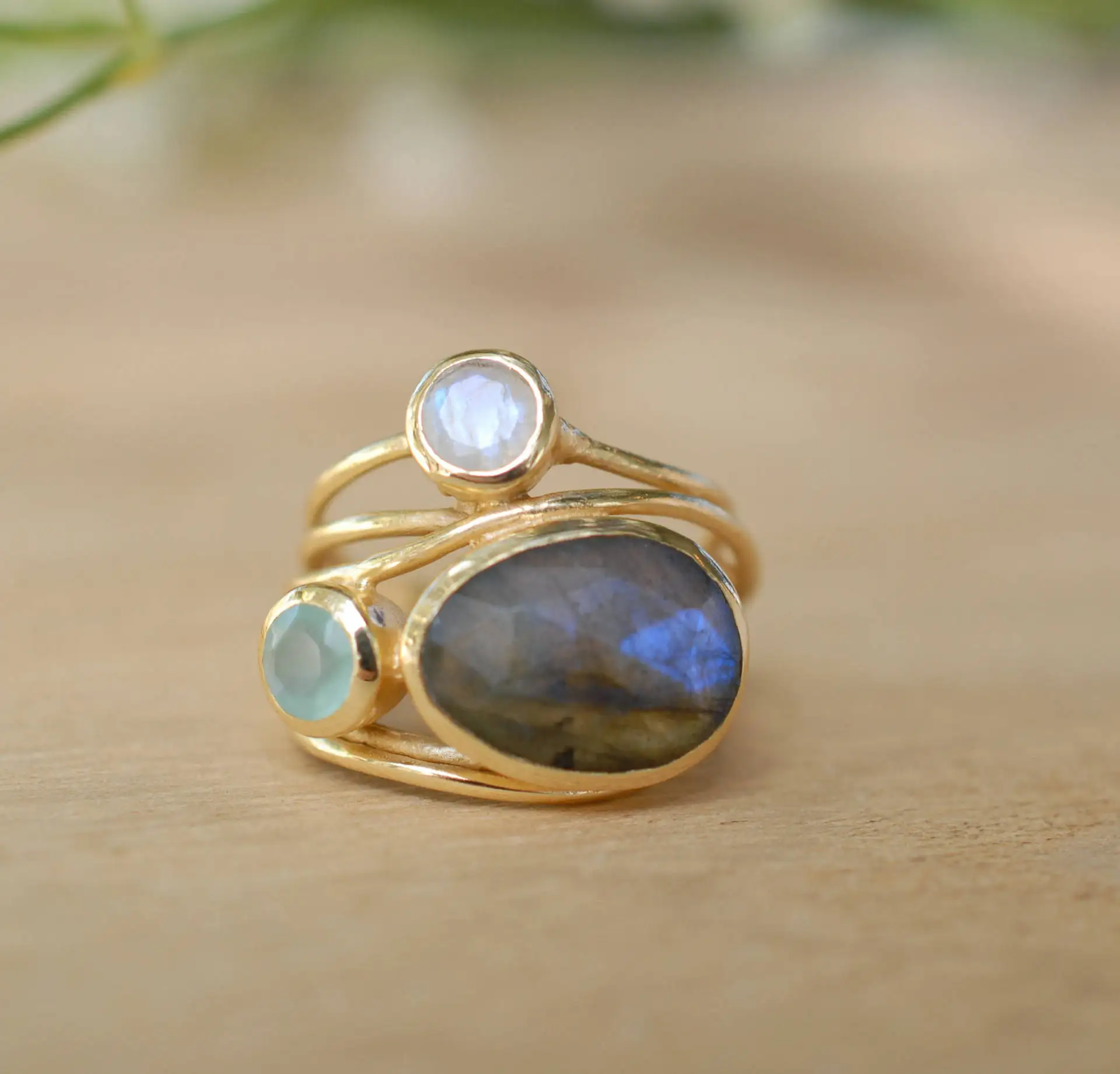 

Gold-plated Inlaid Colorful Moonstone Ring European And Beautiful Women's Creative Multi-layer Simulation Shell Ring
