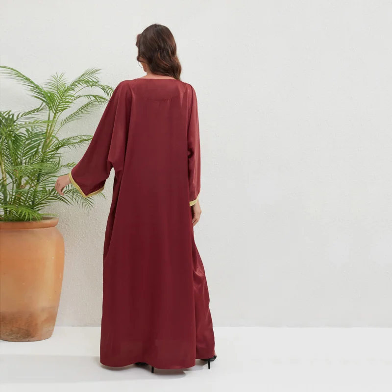 Abaya for Women Dubai Muslin Islam Women Robe with Bat Sleeves Loose Large Long Dress V-Neck Template Robe Dress New Style