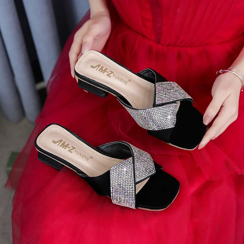 

Туфли женские классические, сланцы, квадратный каблук средней высоты, блестящие, со складками, на платформе, летние шлепанцы