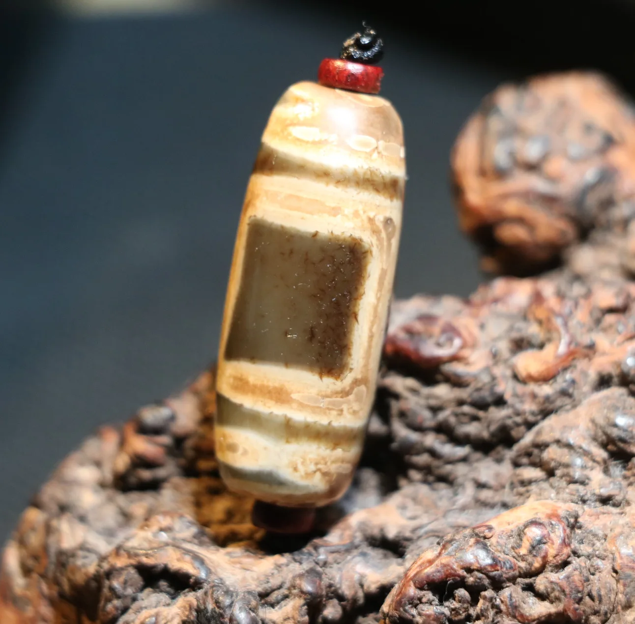 Магическая энергия старинного тибетского агата "Небеса и Земля", символ гармонии dZi бус, подходящих для браслета-тальсмана города времен.