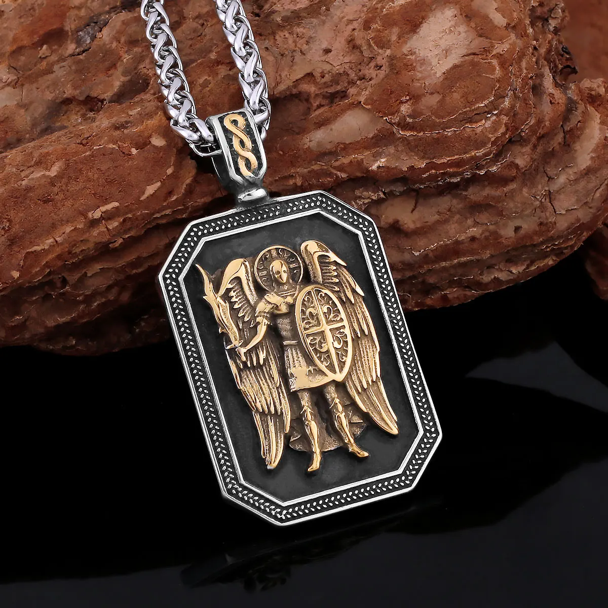 

New Creative Egyptian Pharaoh Viking Necklace Retro Nordic Men's Amulet Stainless Steel Pendant Party Jewelry Teen Gift Bag