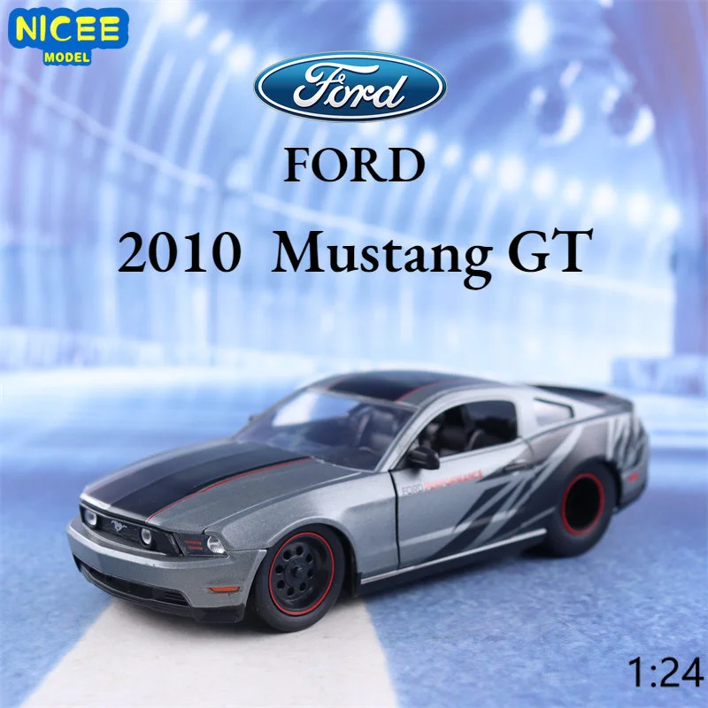 

Модель литая автомобиля Ford Mustang GT 1:24 2010, модель автомобиля из металлического сплава, детские игрушки, коллекционные подарки, J243
