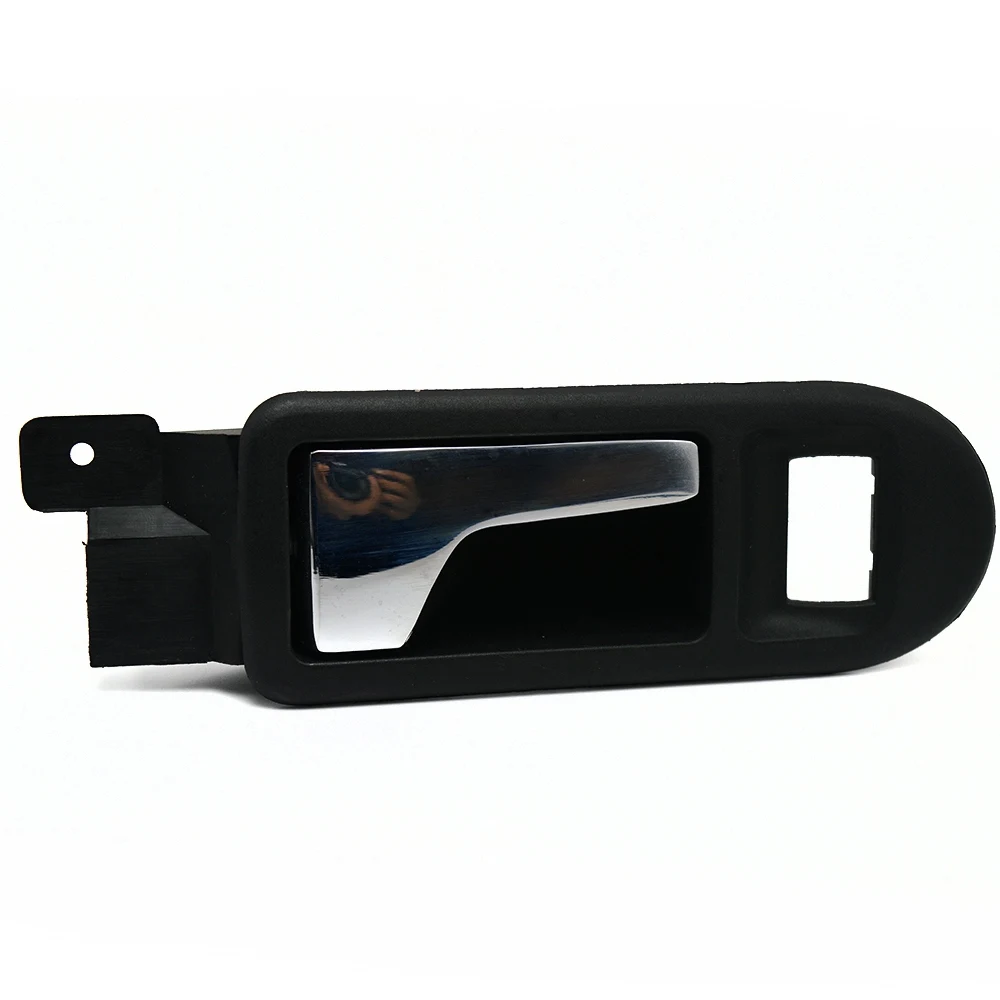 Для Passat B5 1998-2005 гг. передняя левая и правая внутренняя дверная ручка