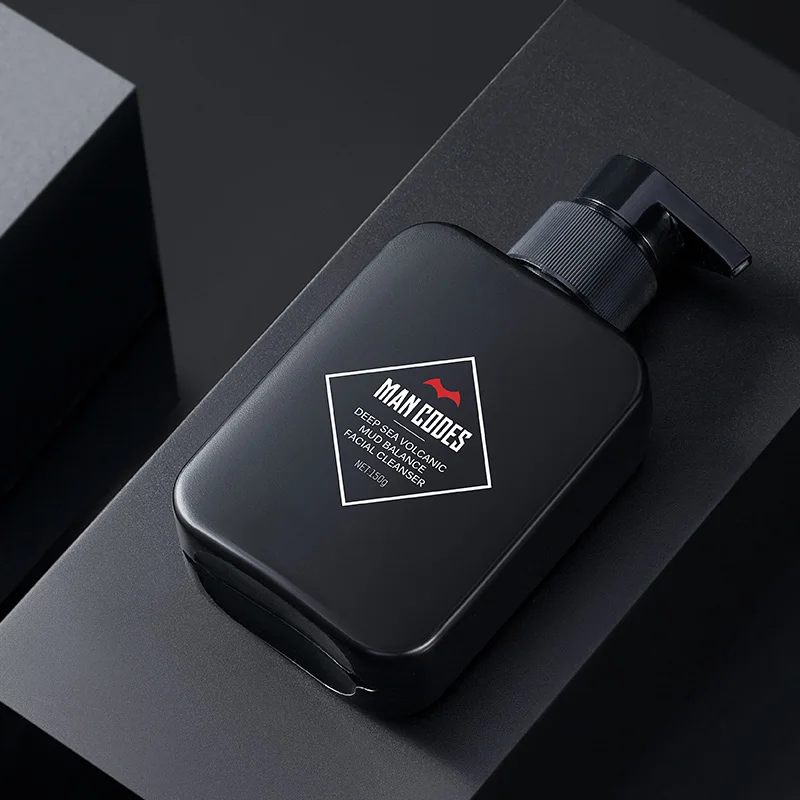 

MENCODES 150ml Men Volcanic Mud Facial Cleanser Oil-control Deep Cleansing Moisturizing Foam Acne Treatment Facial Cleanser