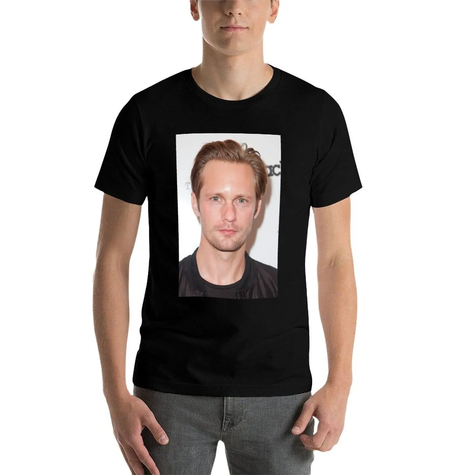 Фото Футболка Alexander Skarsgard, мужские футболки, футболка с графическим рисунком, мужские футболки с индивидуальным принтом, хлопковая футболка №3