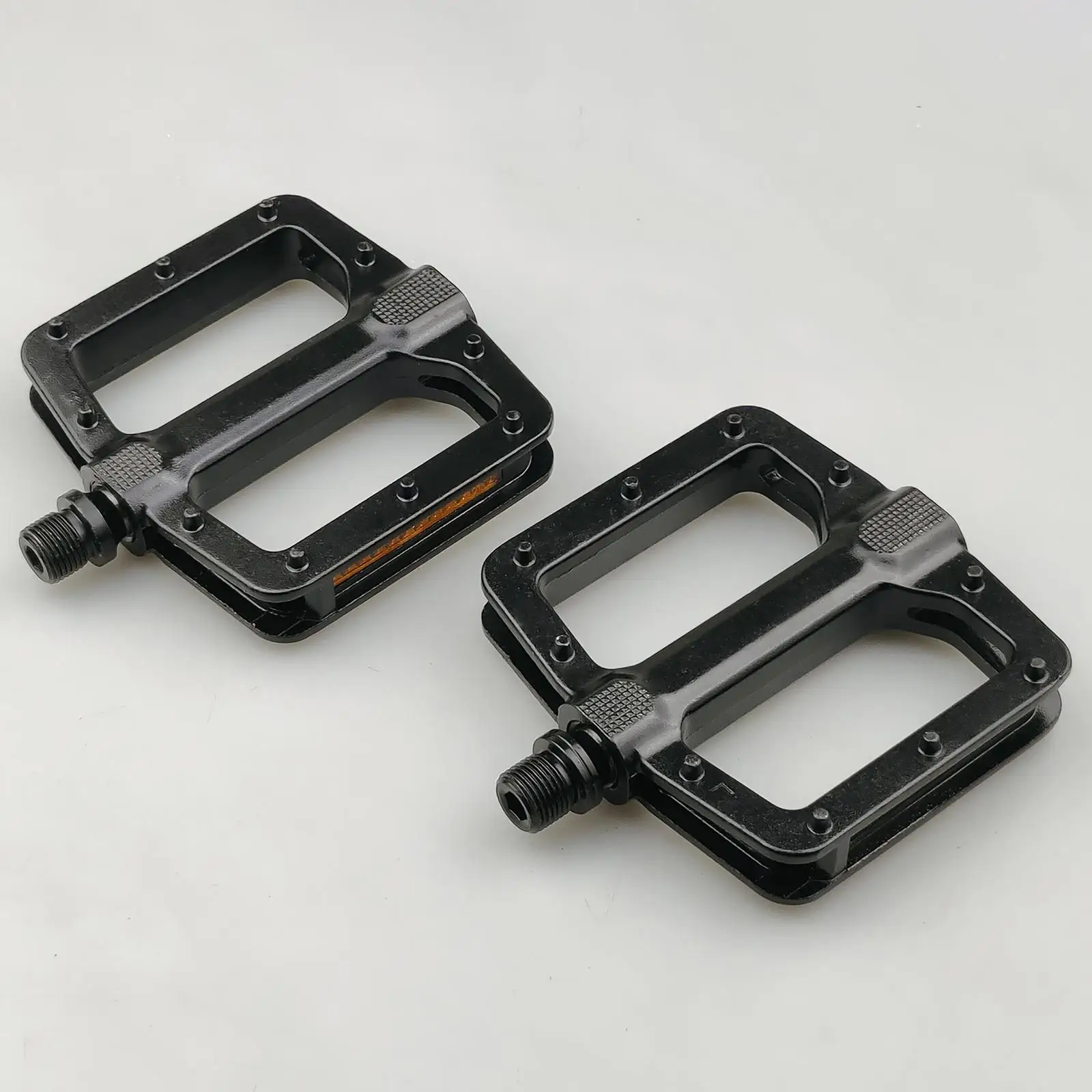 

Mountain Road Bike Pedals Lightweight Aluminum Alloy Cycling Accessories