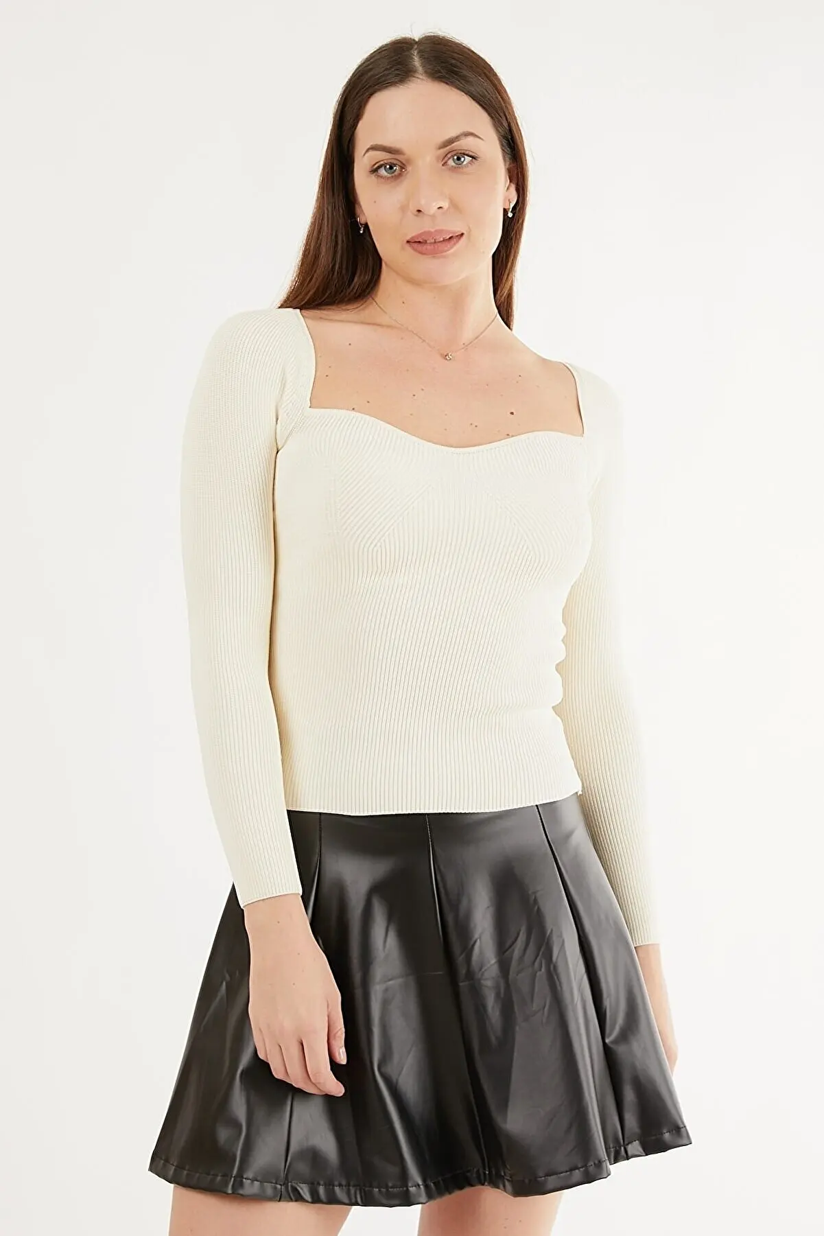 

Женский свитер с сердечком и фитильным воротником, свитер Traf, свитер, пуловер, свитшот для женщин, 218043886