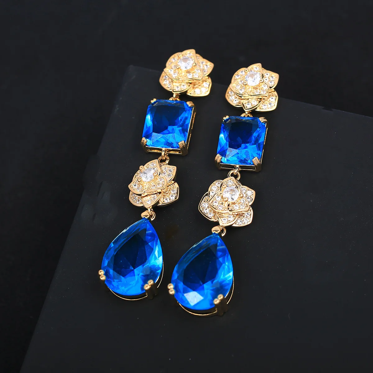 

Light Luxury Flower Zircon Water Drop Earrings For Women or Girls Chrismas' Gift