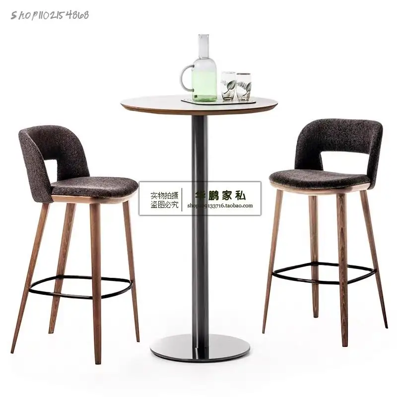 Стул барный из массива северной Европы, с подлокотниками, обтянутый тканью, в стиле легкого роскошного минимализма для современного домашнего офиса, акционное предложение на передний стол.