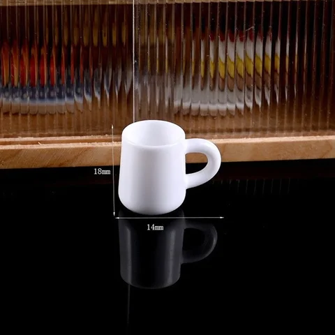 Набор из 10 пластиковых чашек для кукольного домика