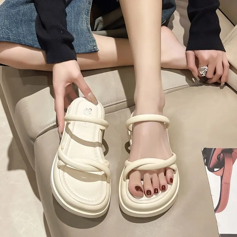 

Flat Shoes Female Med Summer Clogs Woman Slippers Casual Platform Pantofle Slides Beach Luxury Rubber 2023 PU Flat Shoes Female